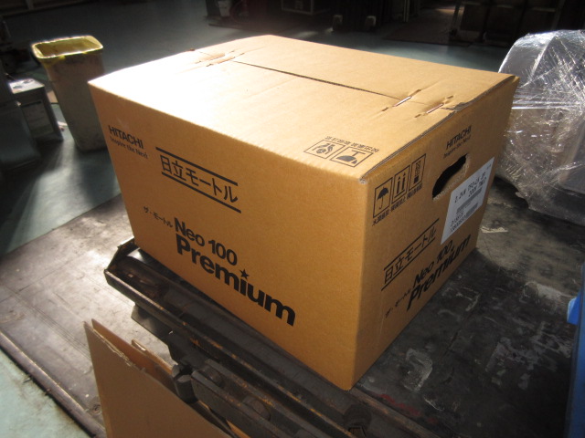 【NO.25-03】2.2kW2P200V 日立　全閉モーター（新品）