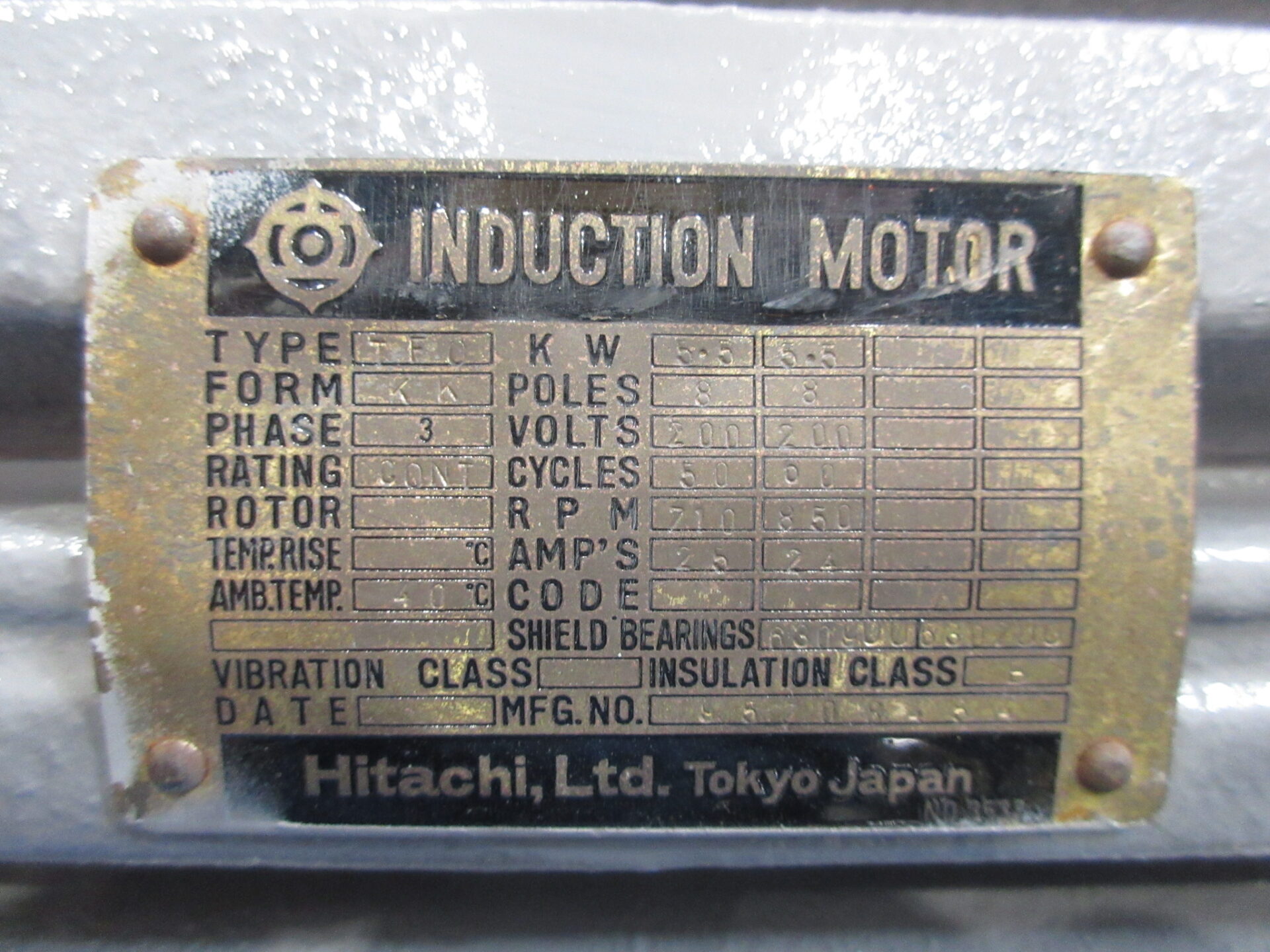 【NO.25-04】5.5kW8P200V　日立　全閉モーター