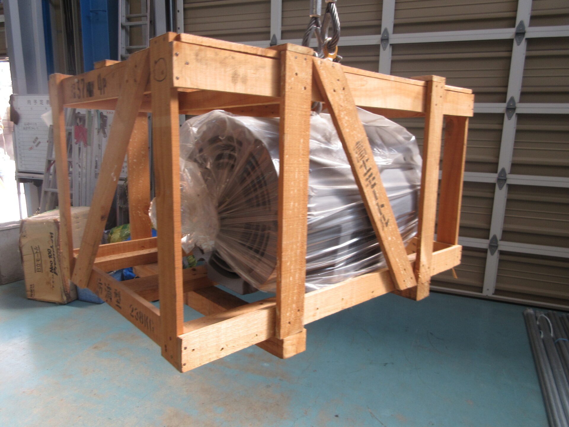 【NO.25-06】37ｋW4P200V　富士　防滴脚取付モーター（新品）