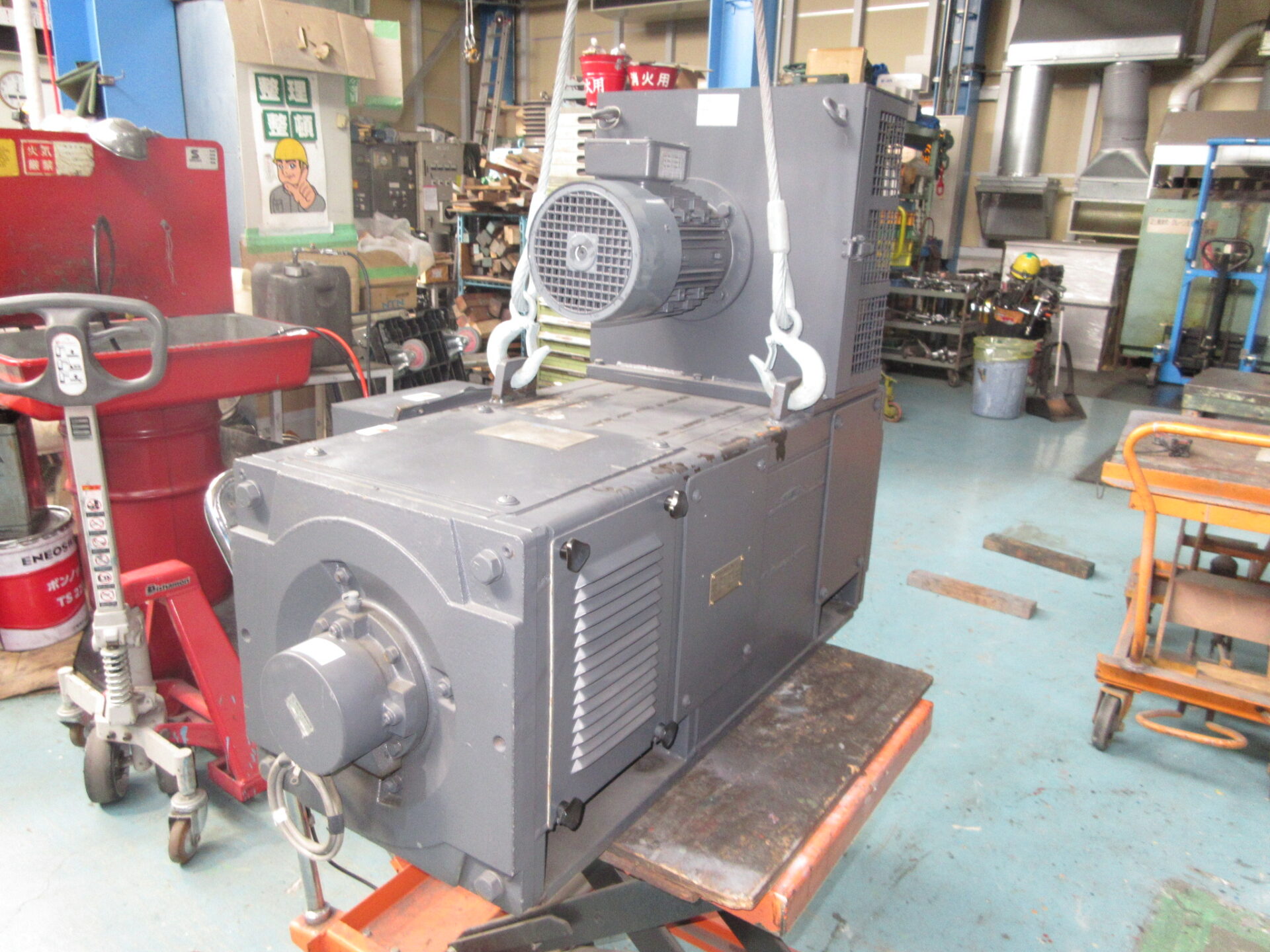 【NO.25-08】75kW440V　1150-2000rpm　TOYO　ＤＣモーター（新古.未使用品）
