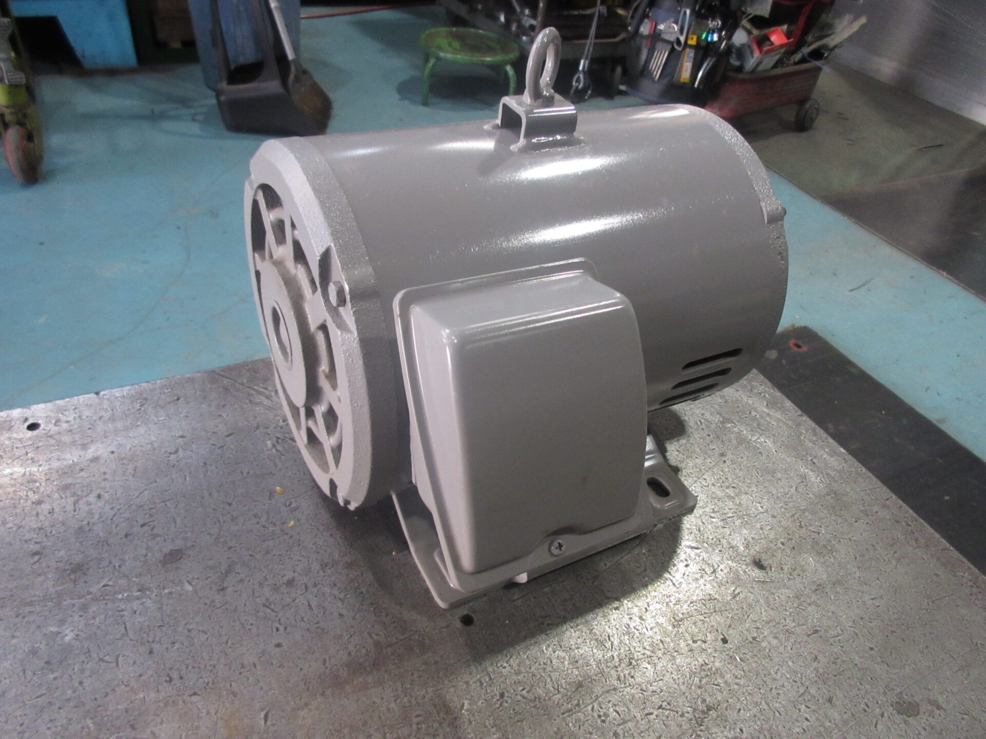 【NO.25-09】3.7kＷ2Ｐ200V  富士　 防滴脚取付モーター（新古.未使用品）